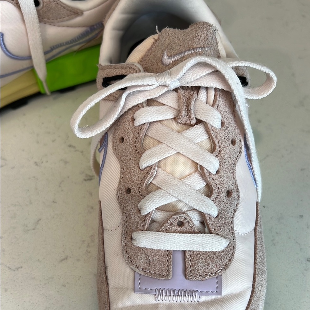 Nike Wmn’s Fontanka Waffle Pink Oxford Ghost Green Colorway Sneakers - Size US 7 - Picture 5 of 16